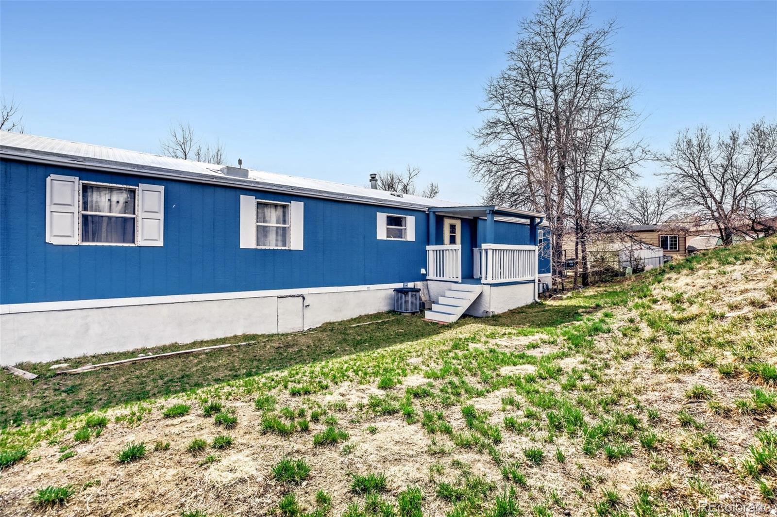 10201 Riverdale Roads