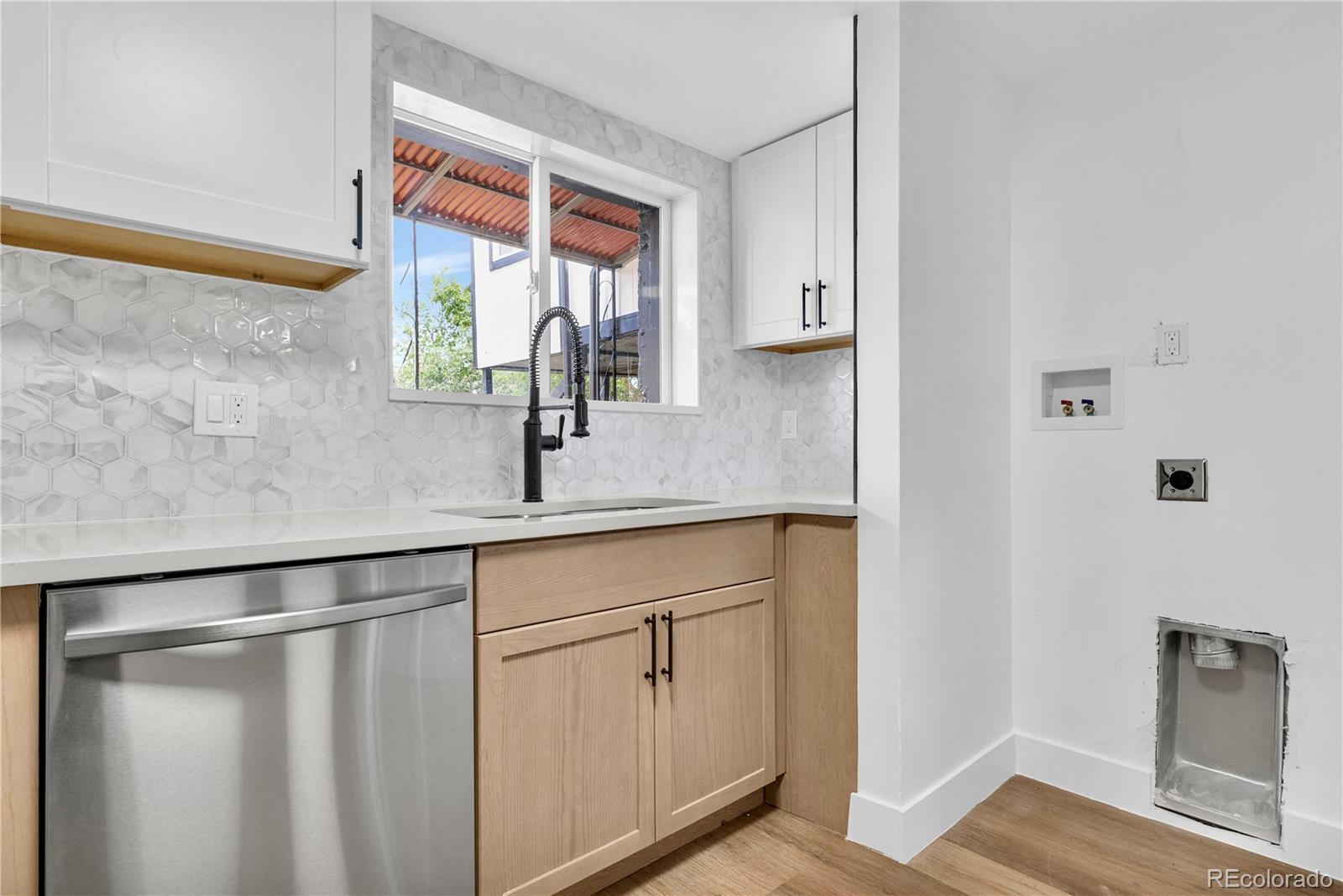 882-888 Wolff Street