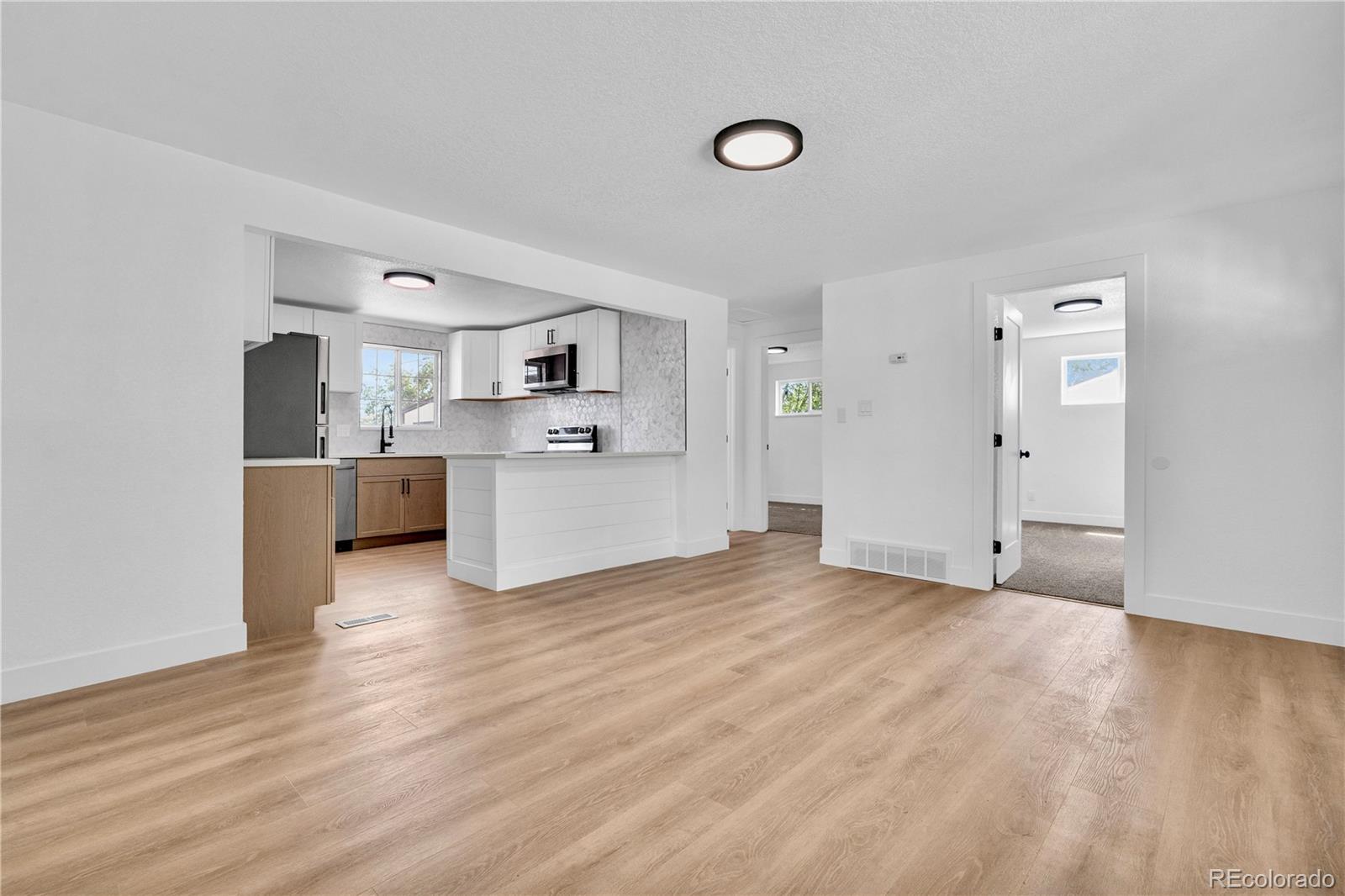 882-888 Wolff Street