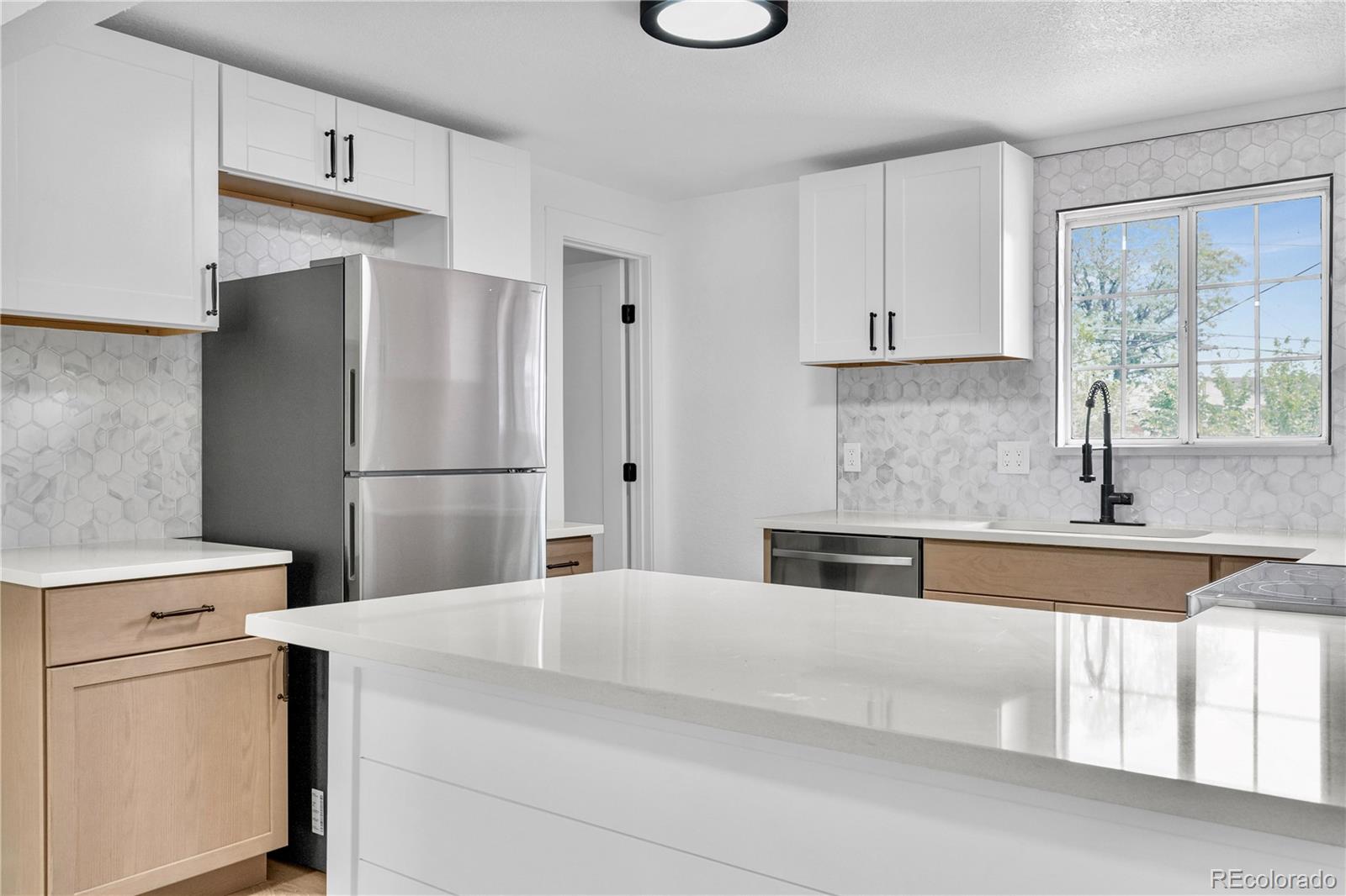 882-888 Wolff Street