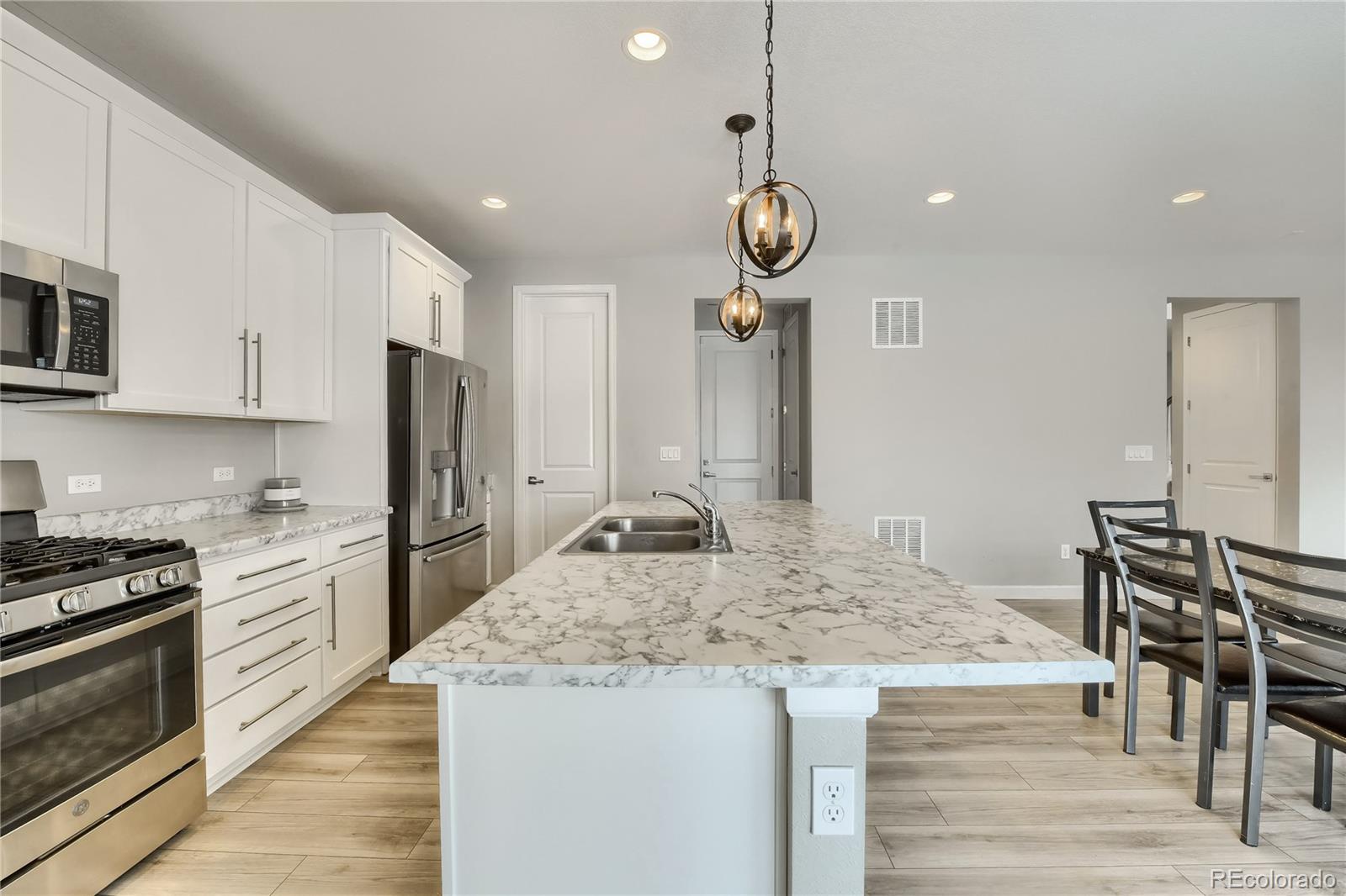 18009 E 99th Place
