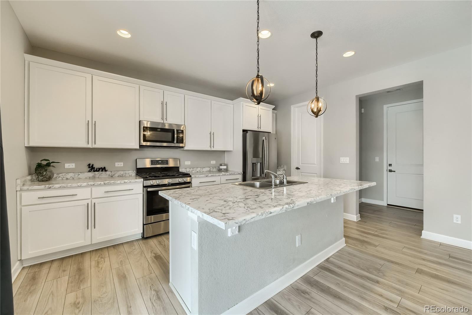 18009 E 99th Place