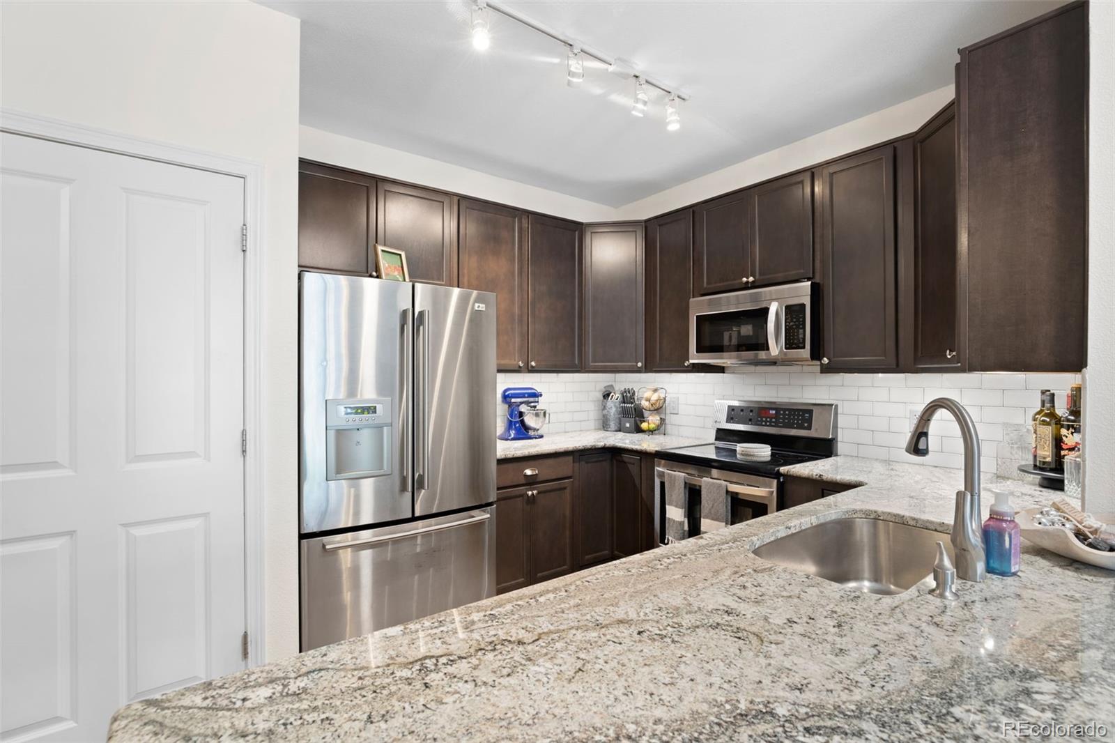10052 W Ute Place Unit: 206