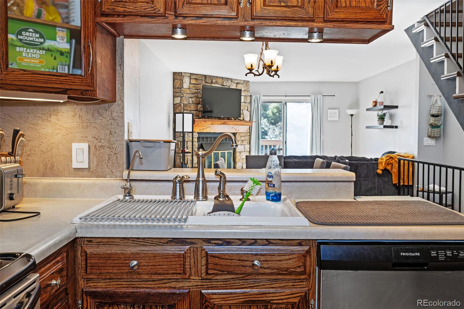 1811 S Quebec Way #98