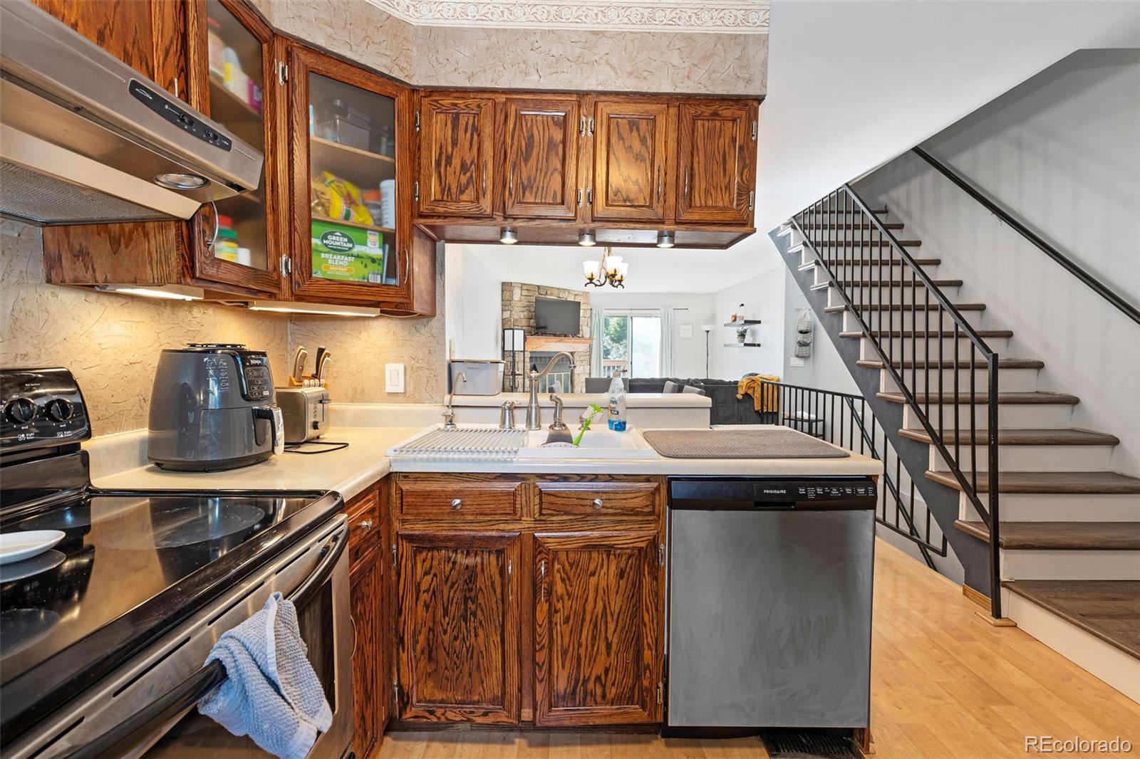 1811 S Quebec Way #98