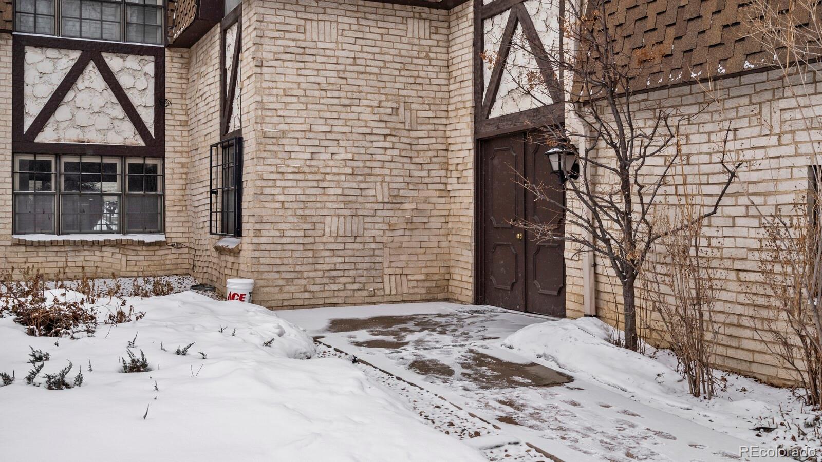 7250 Eastmoor Drive Unit: 104