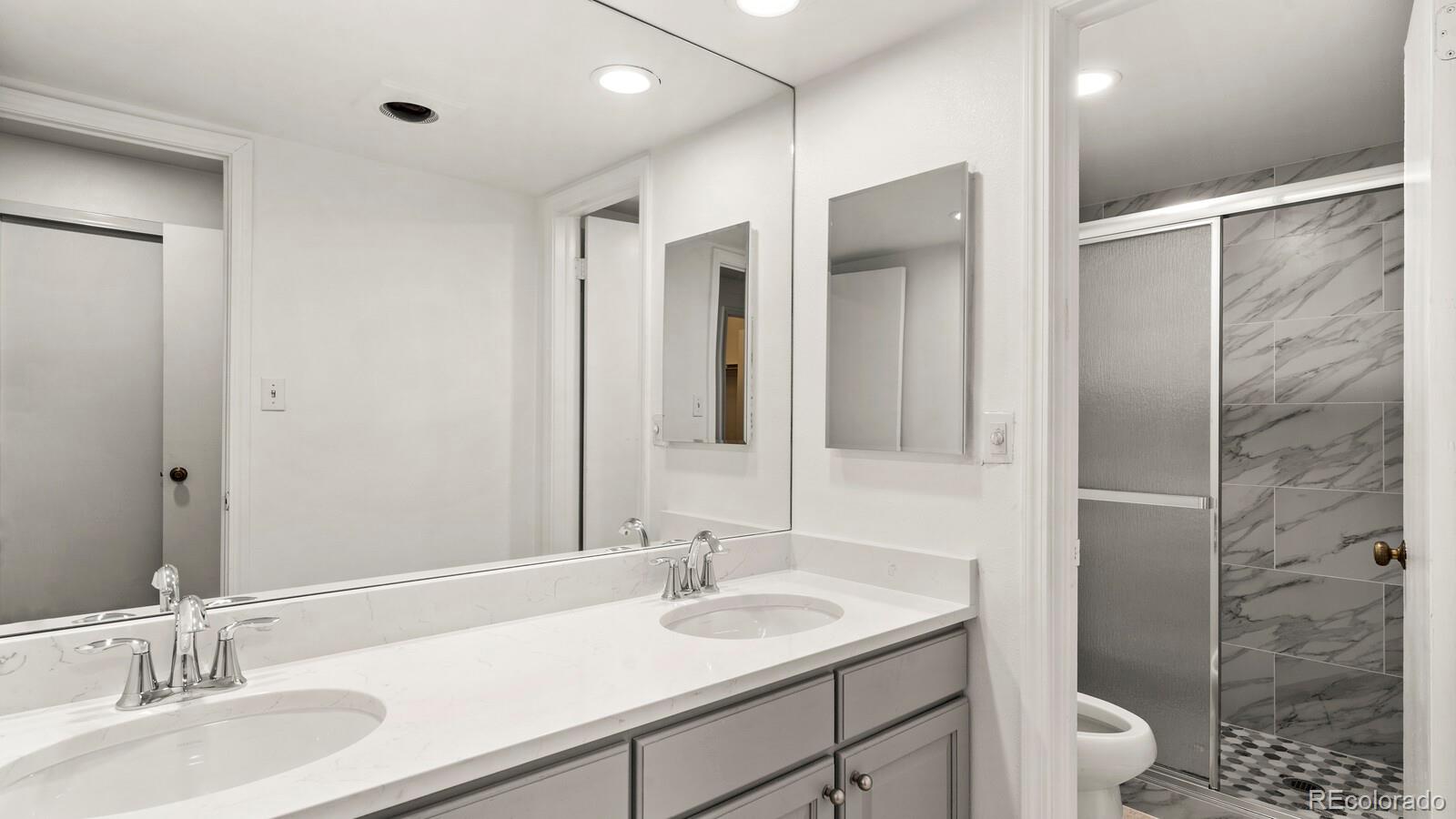 7250 Eastmoor Drive Unit: 104