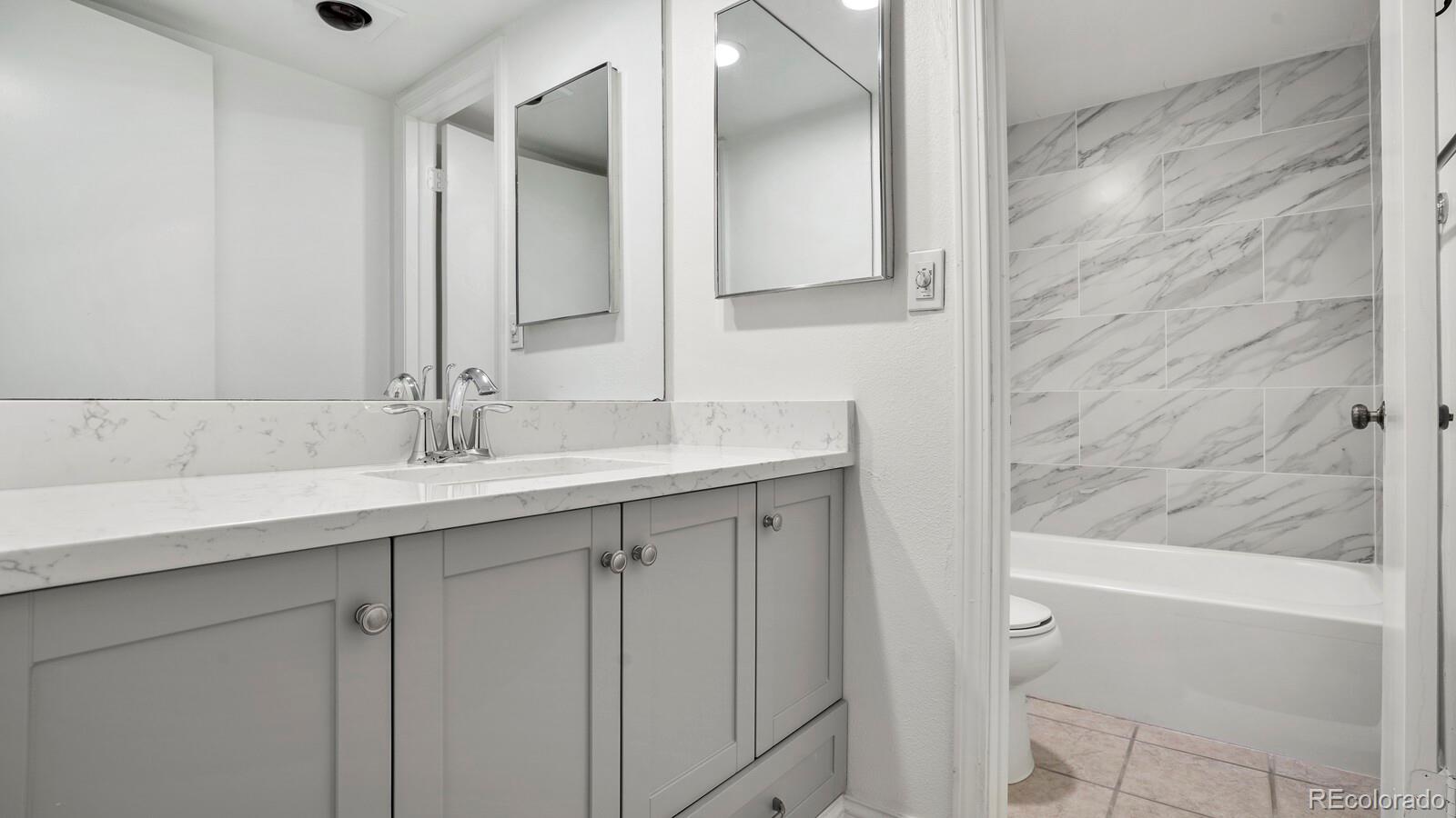 7250 Eastmoor Drive Unit: 104