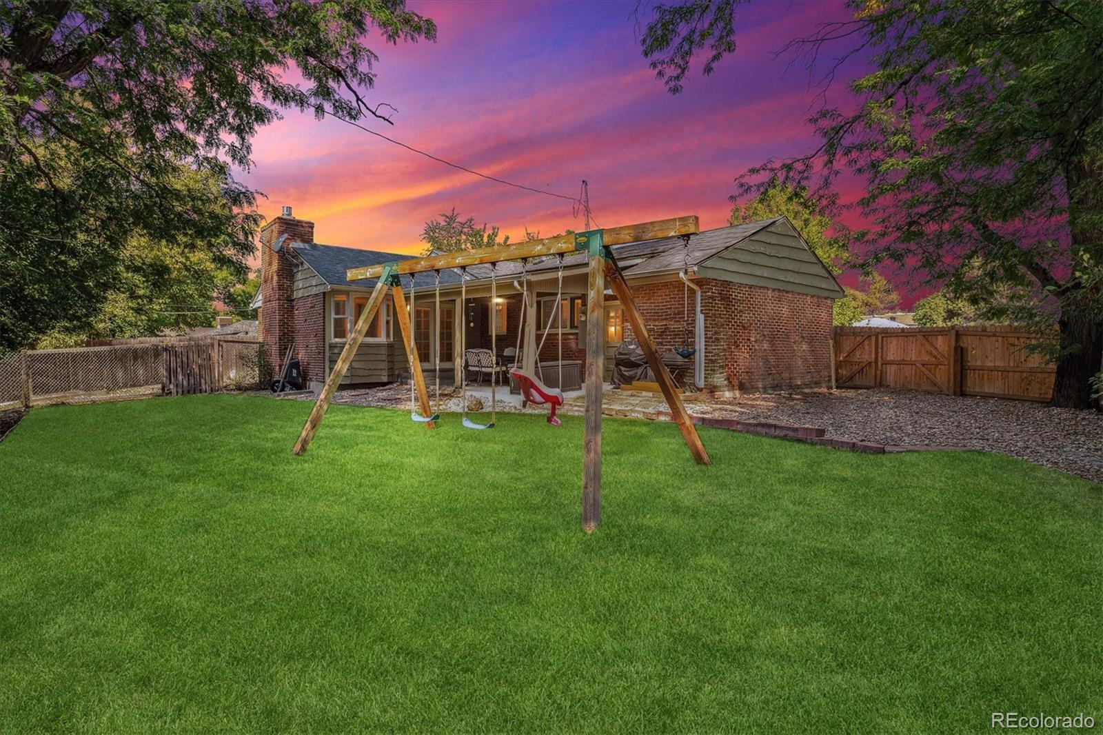 5670 E Amherst Avenue