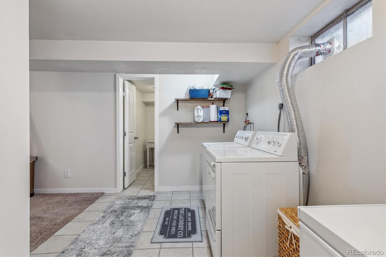 5670 E Amherst Avenue