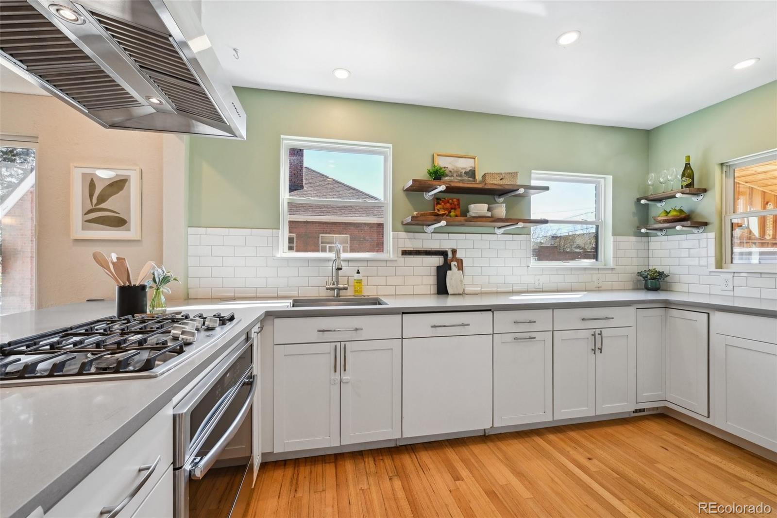 1375 Tennyson Street