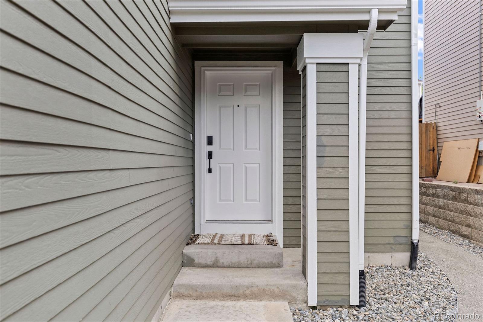 21960 E Crestline Lane
