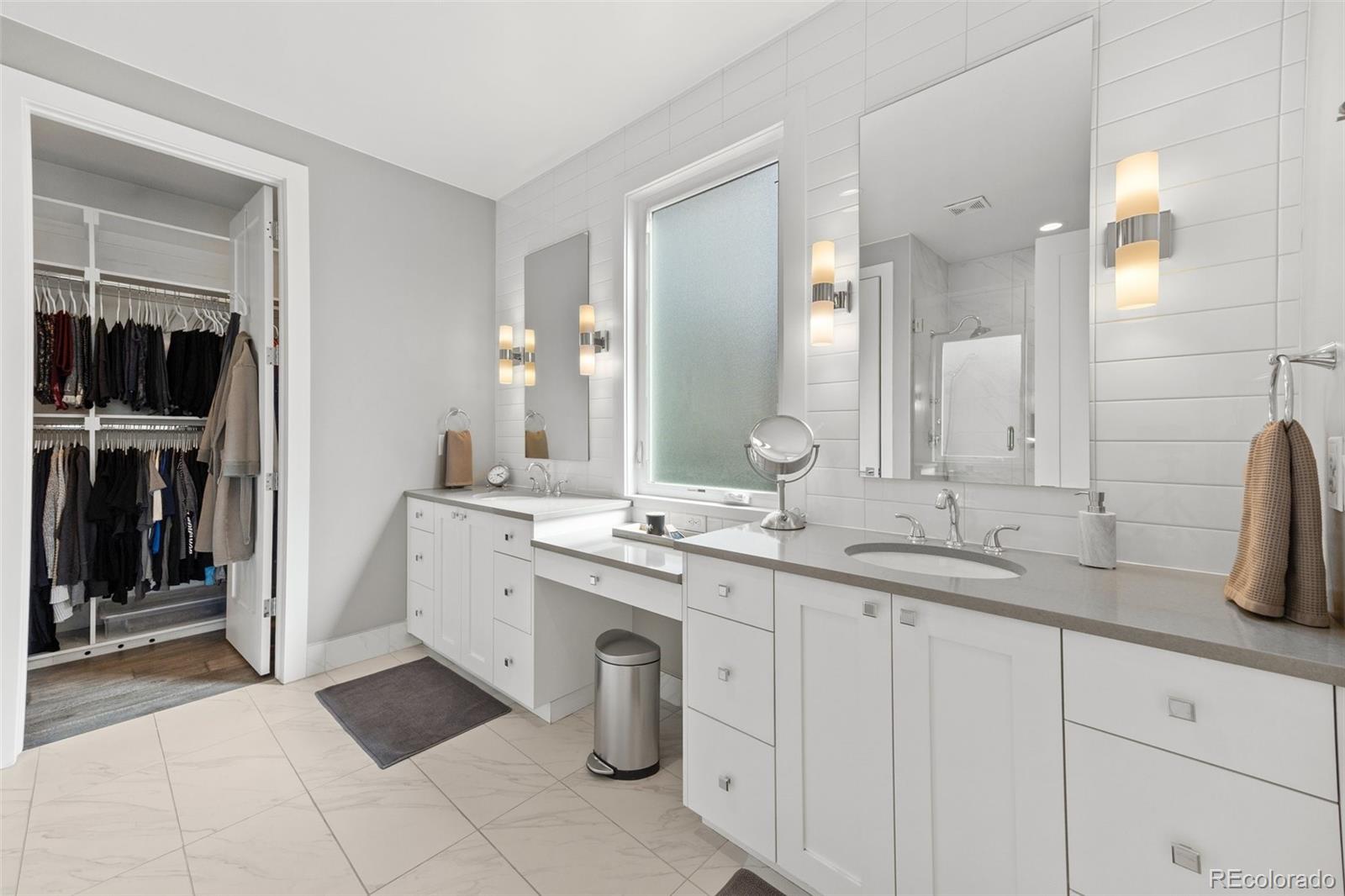 3201 S Emerson Street