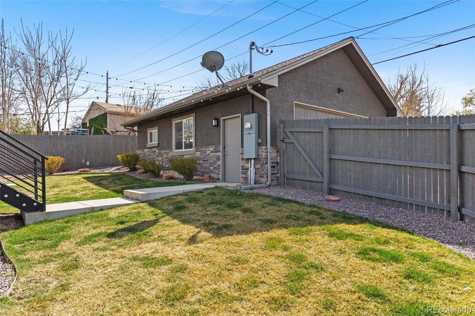 3201 S Emerson Street