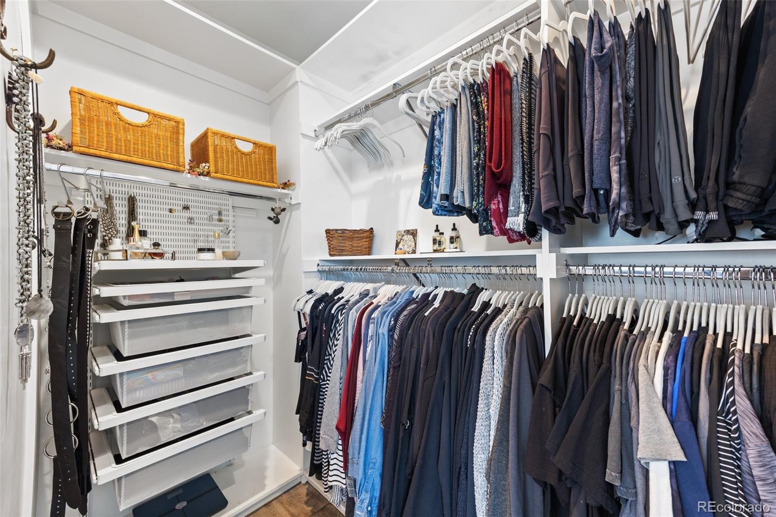 3201 S Emerson Street