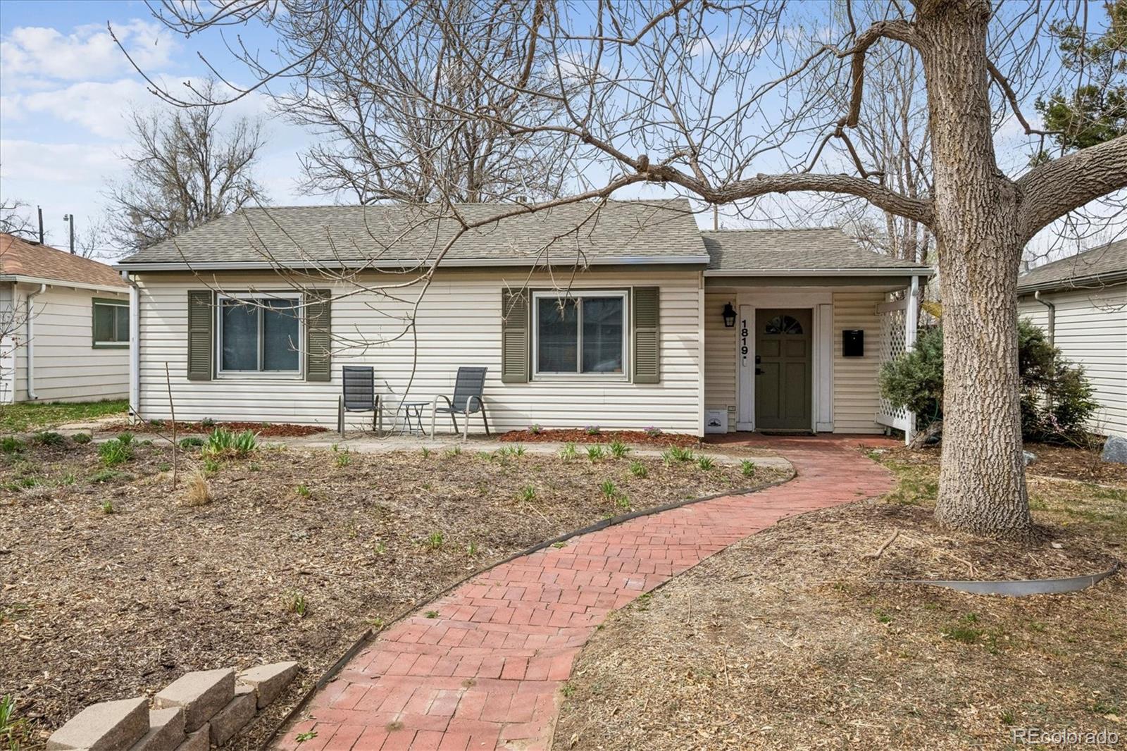 1819 S Madison Street