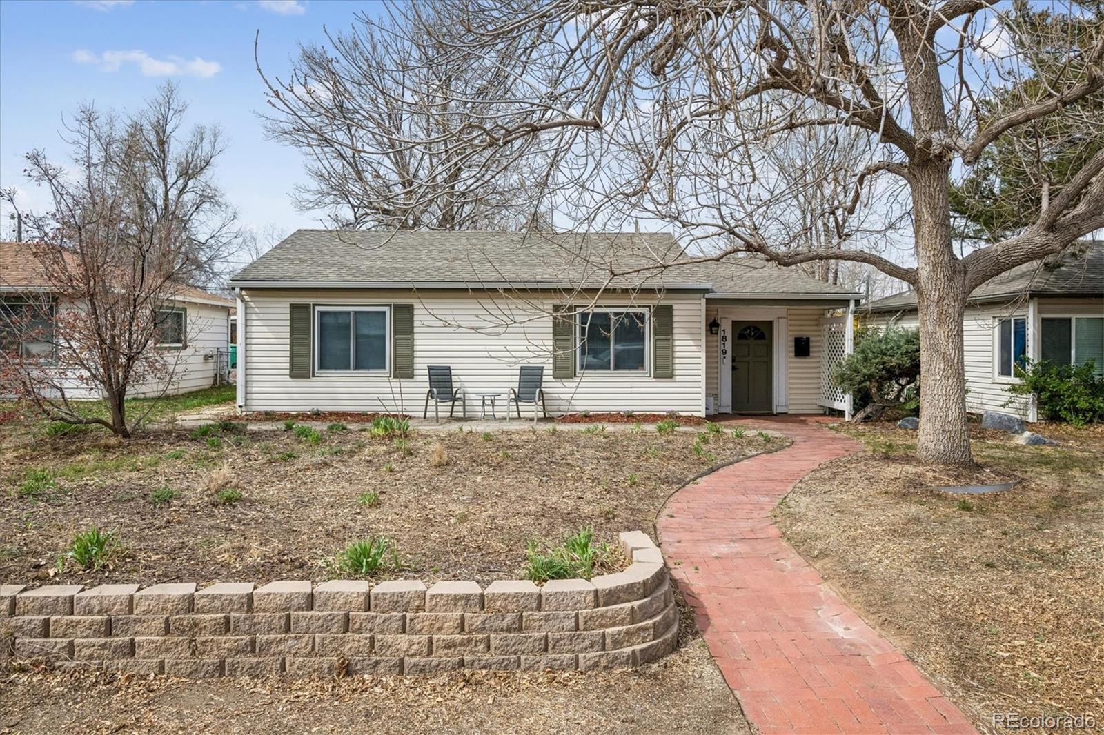 1819 S Madison Street