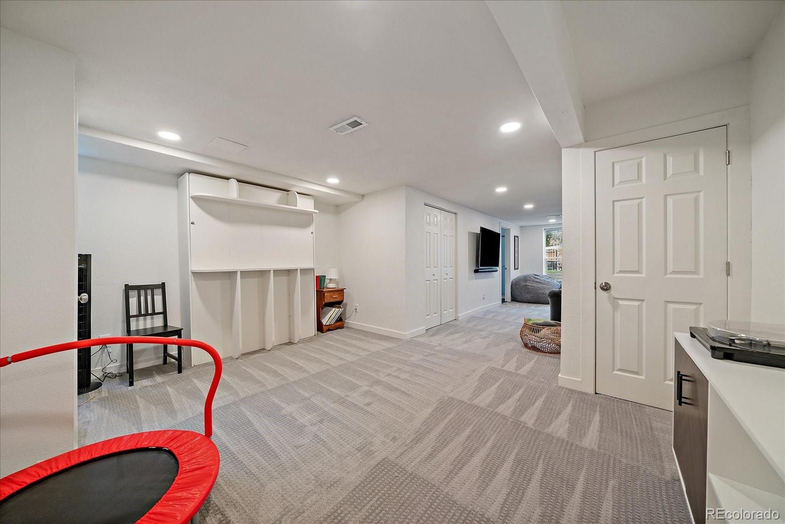 260 S Osceola Street