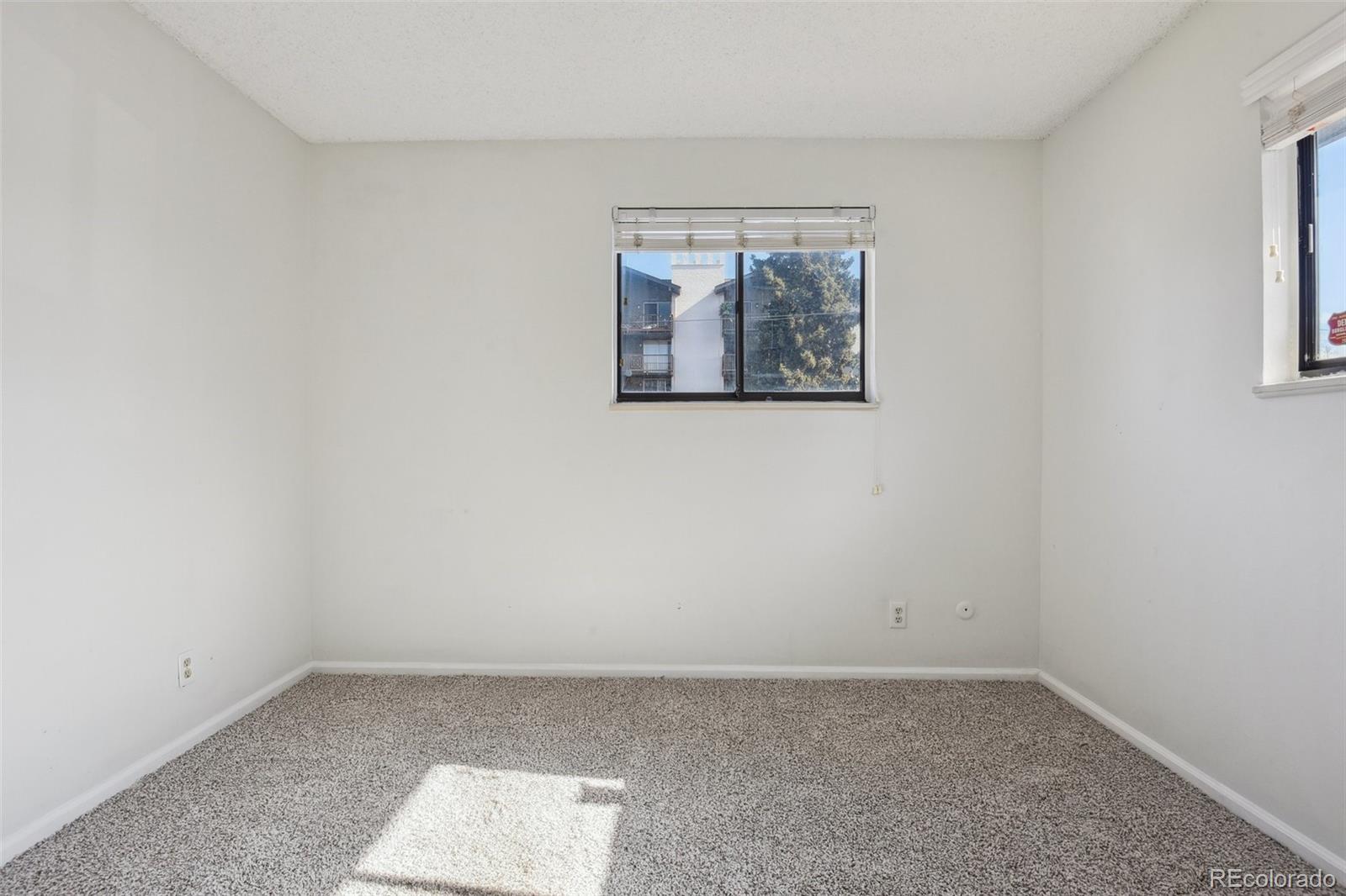 4710 E Louisiana Avenue