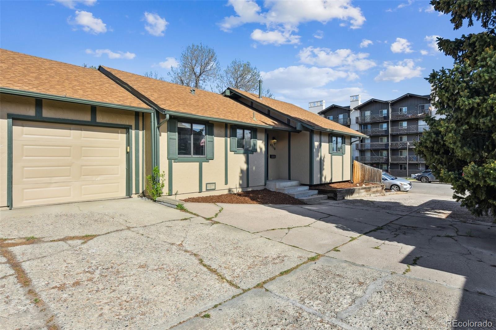 4710 E Louisiana Avenue