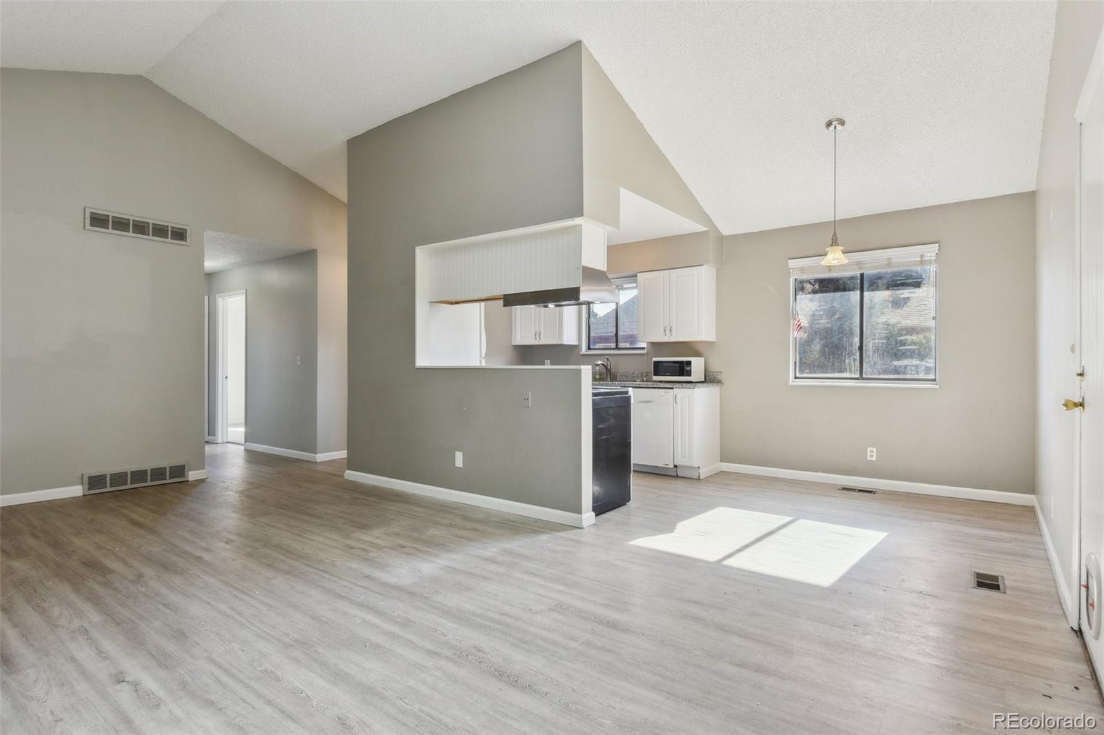 4710 E Louisiana Avenue