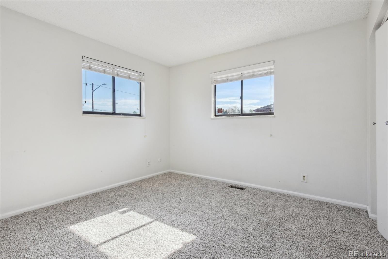 4710 E Louisiana Avenue