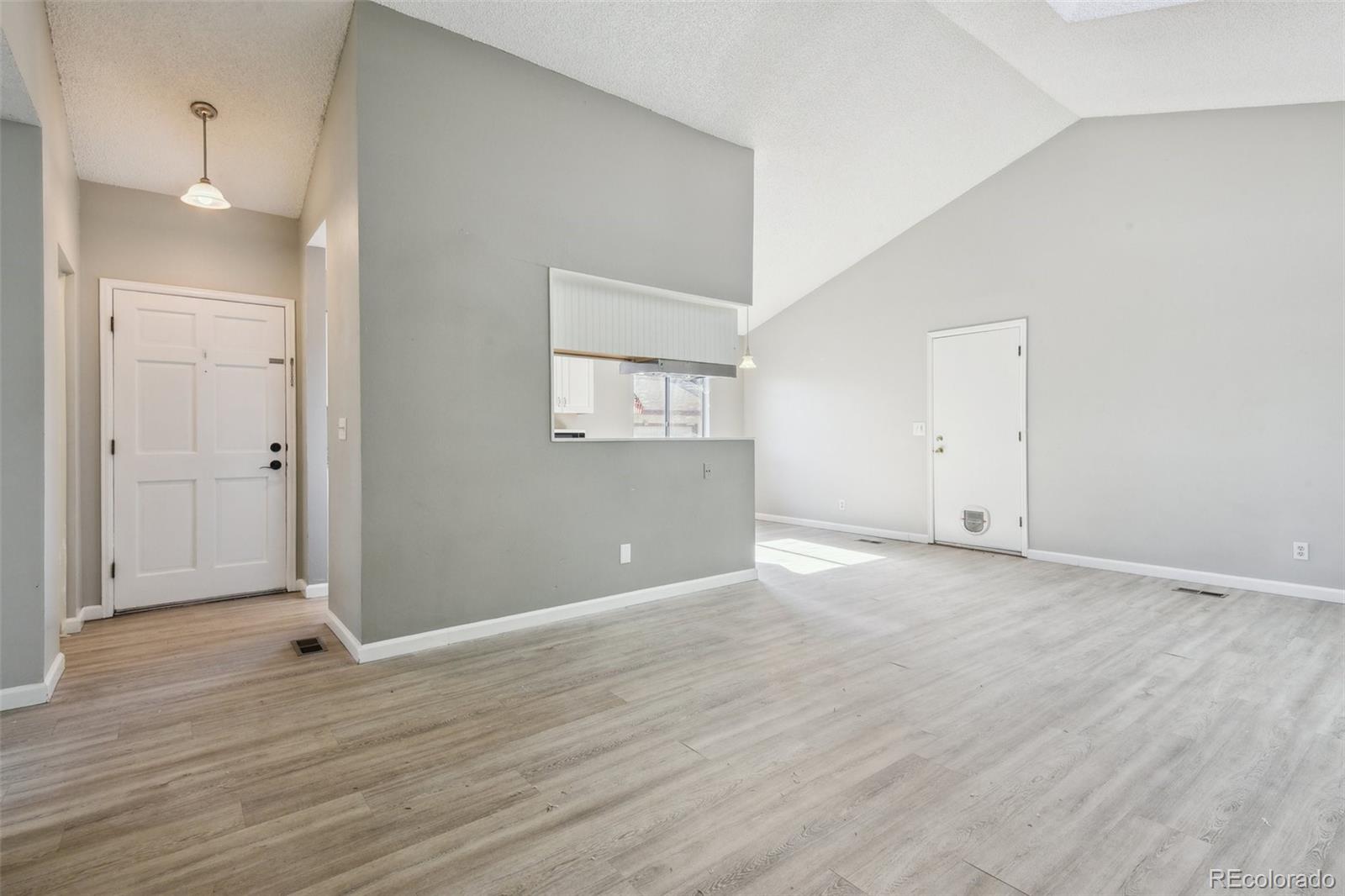 4710 E Louisiana Avenue