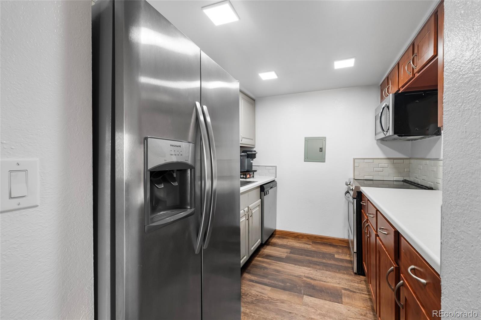 12118 Melody Drive Unit: 206