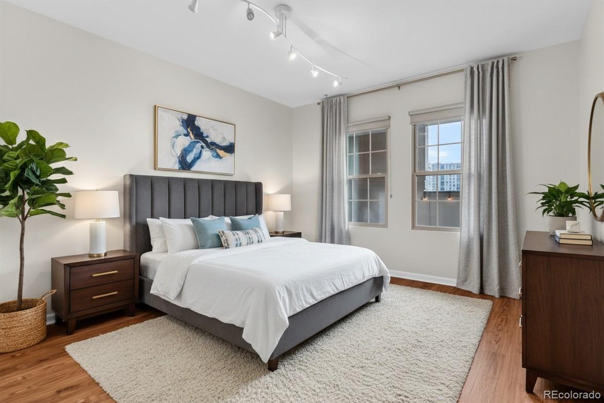 925 N Lincoln Street Unit: 3C