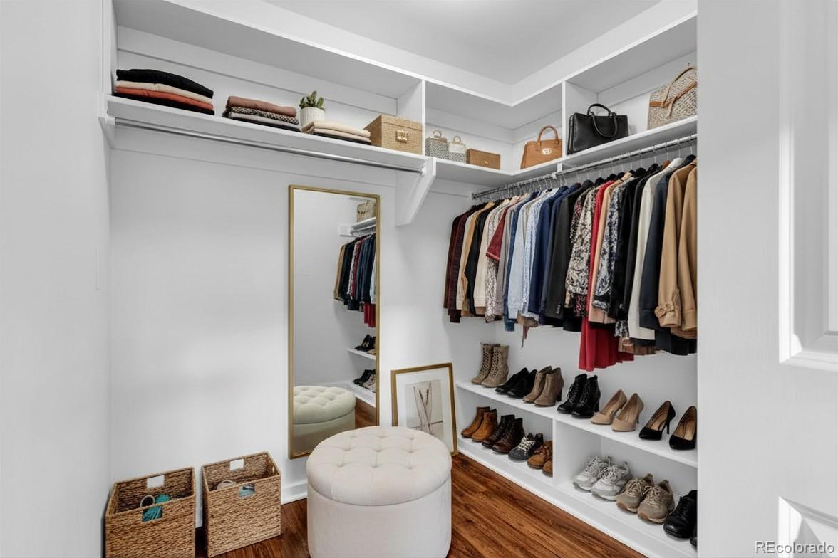 925 N Lincoln Street Unit: 3C