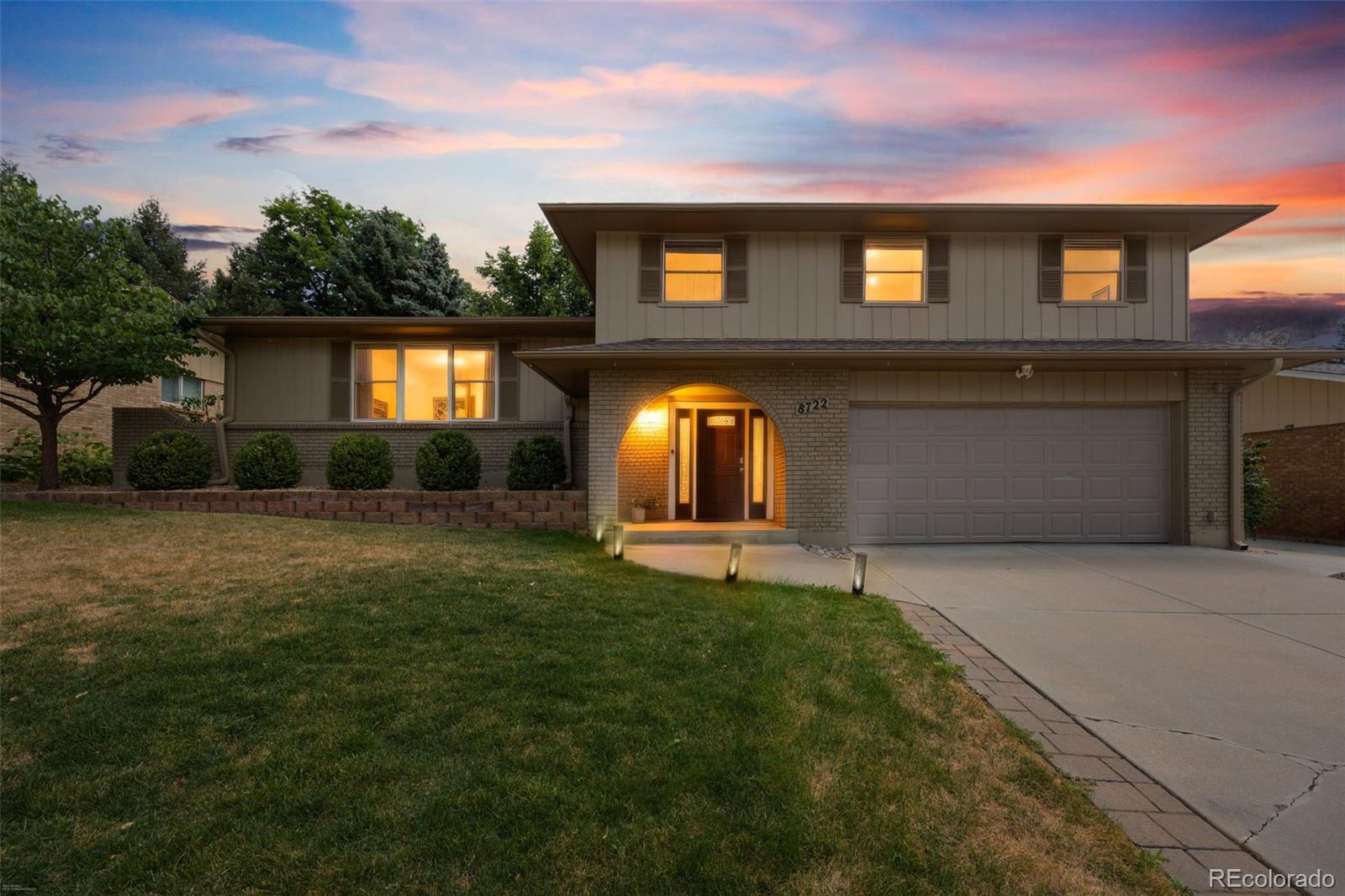 8722 E Layton Avenue
