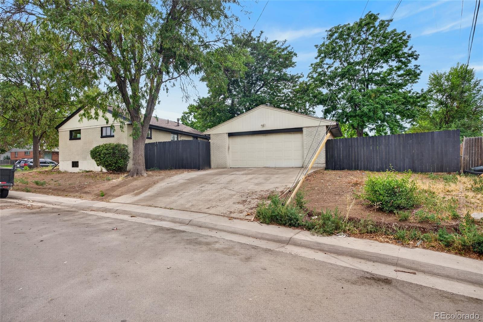 1343 Lipan Drive