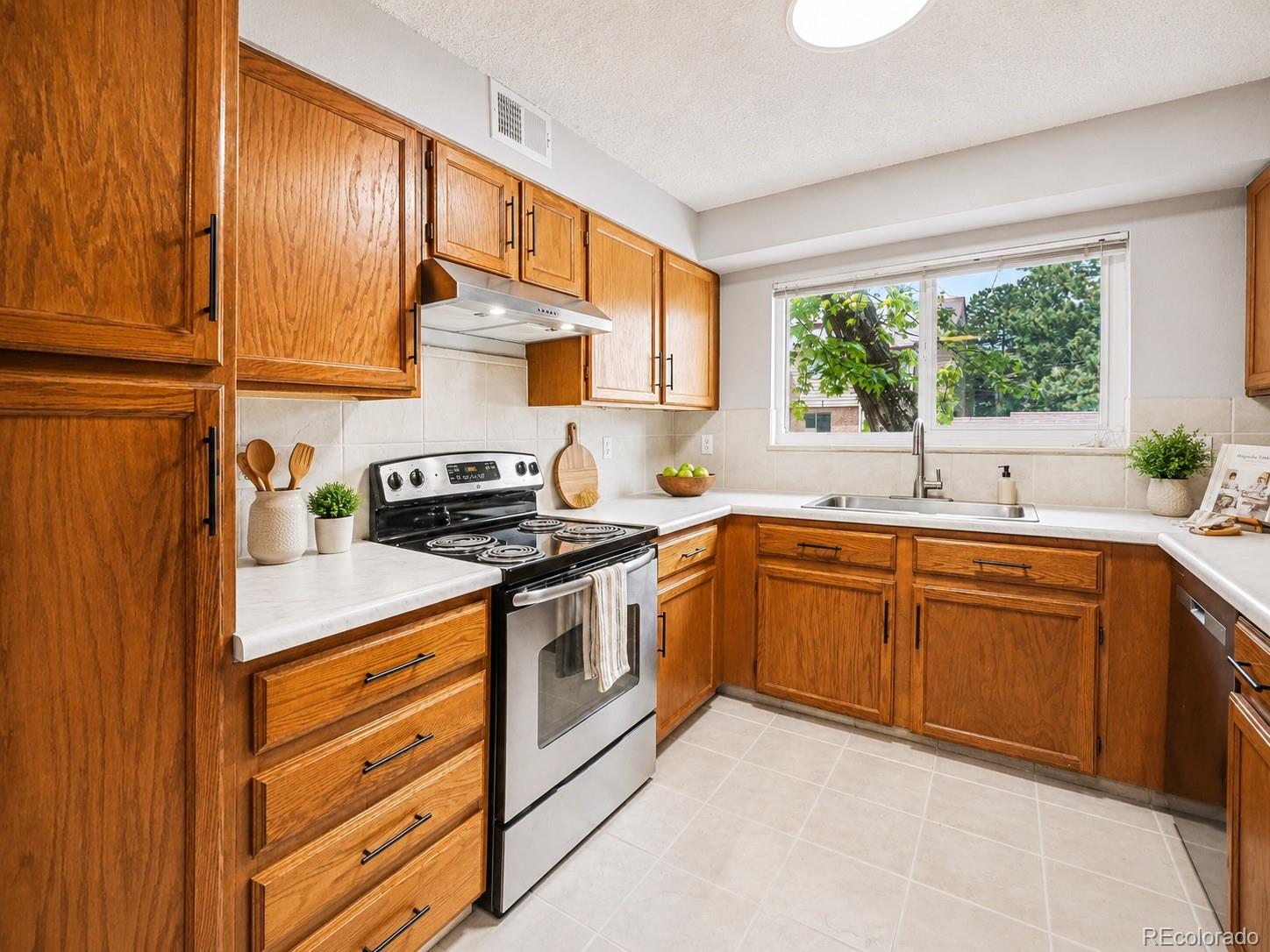 222 Wright Street Unit: 206