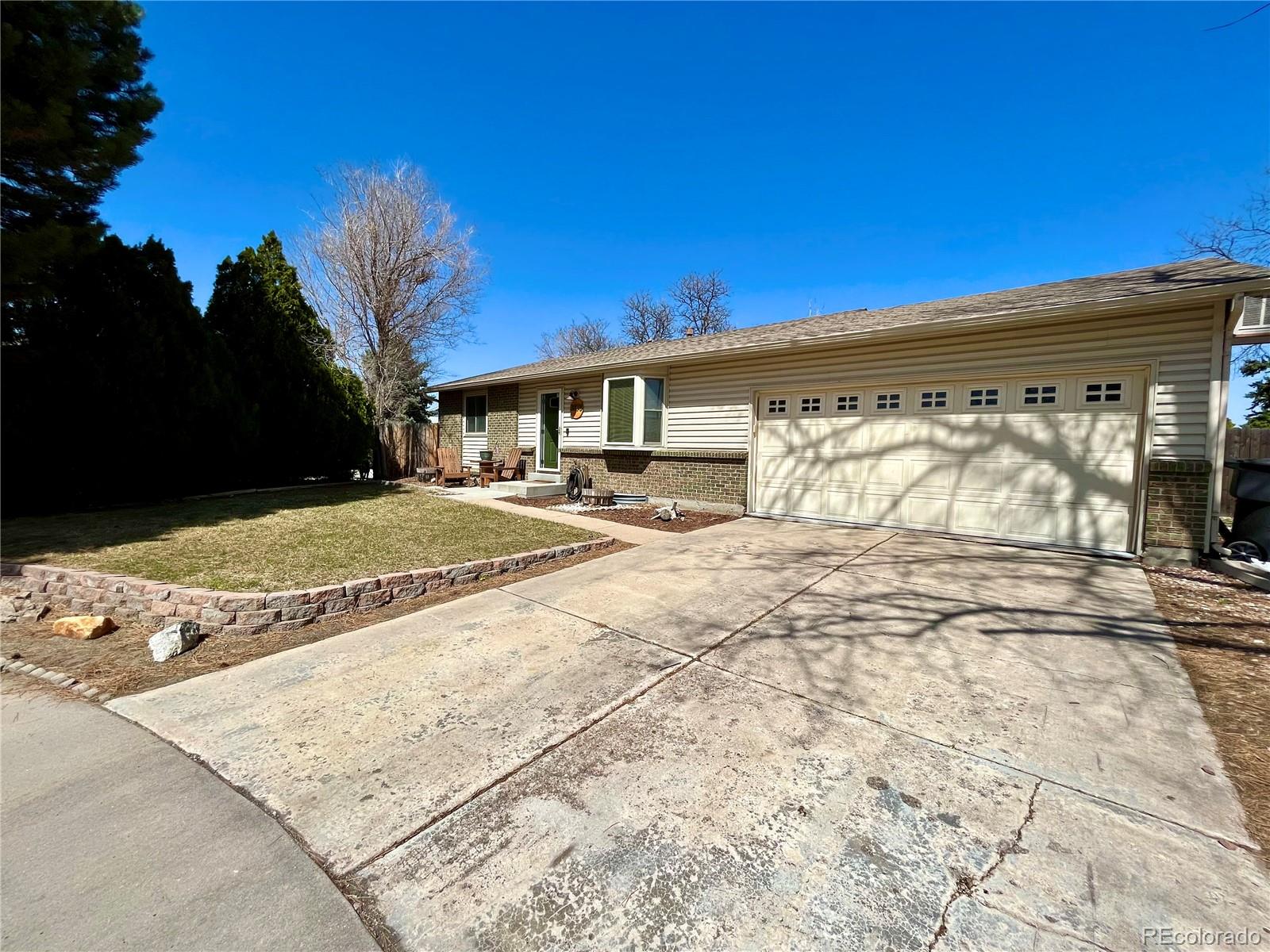 3870 E 114th Drive