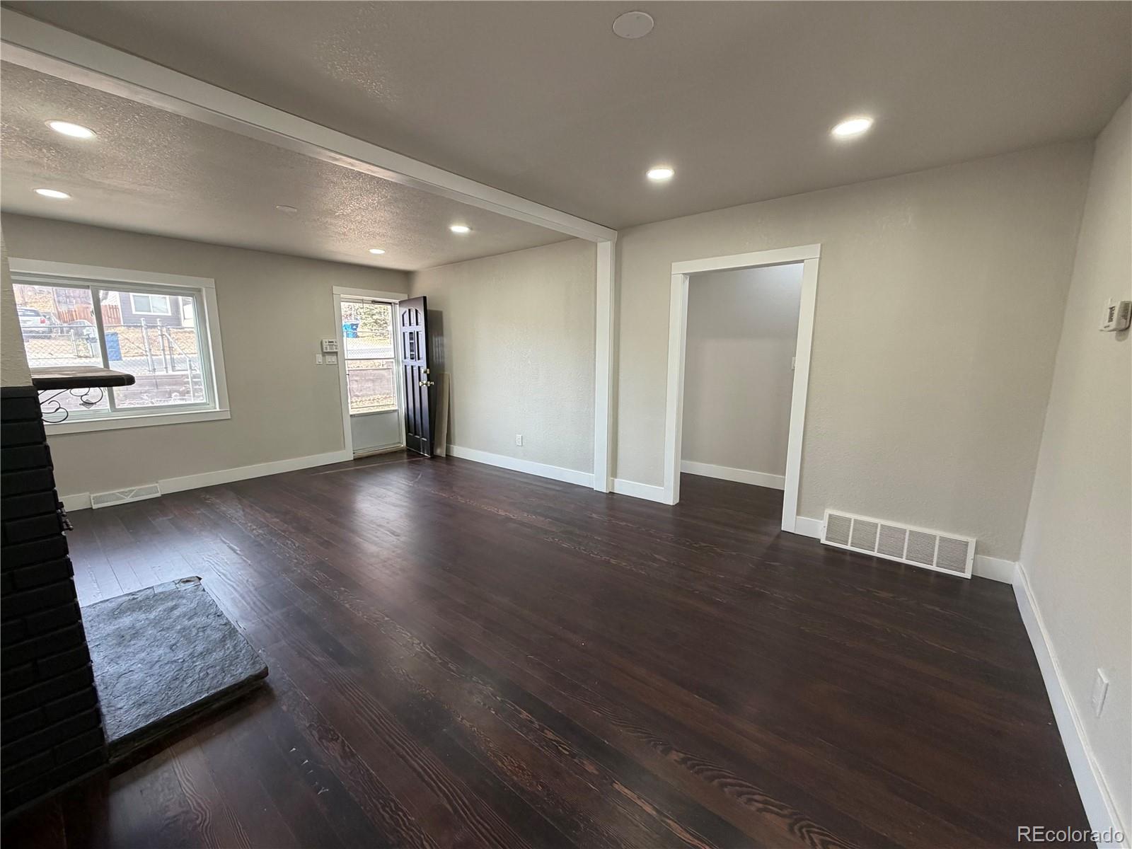 3330 S Bryant Street