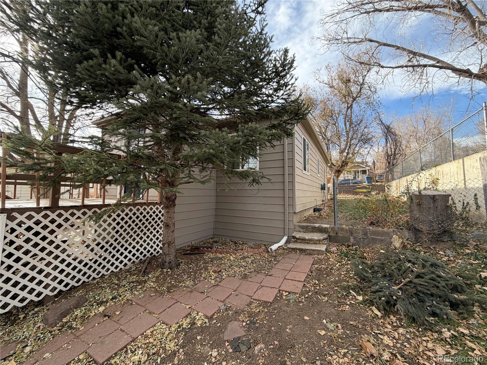 3330 S Bryant Street