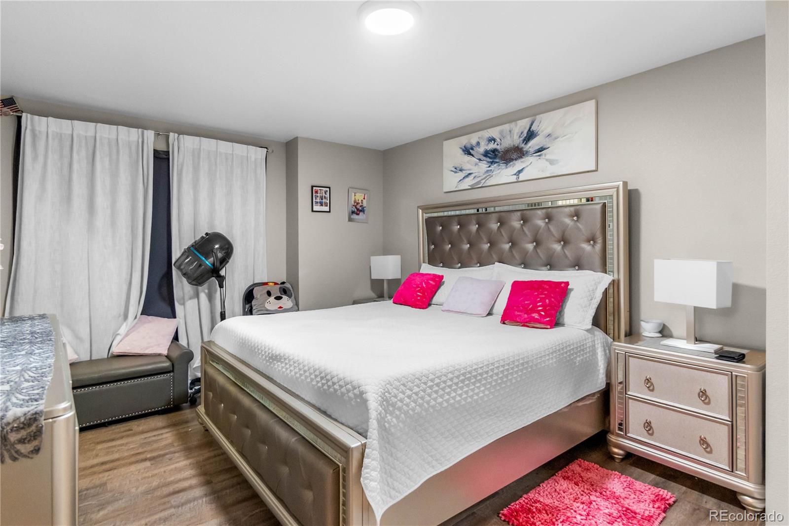 5562 Flanders Street