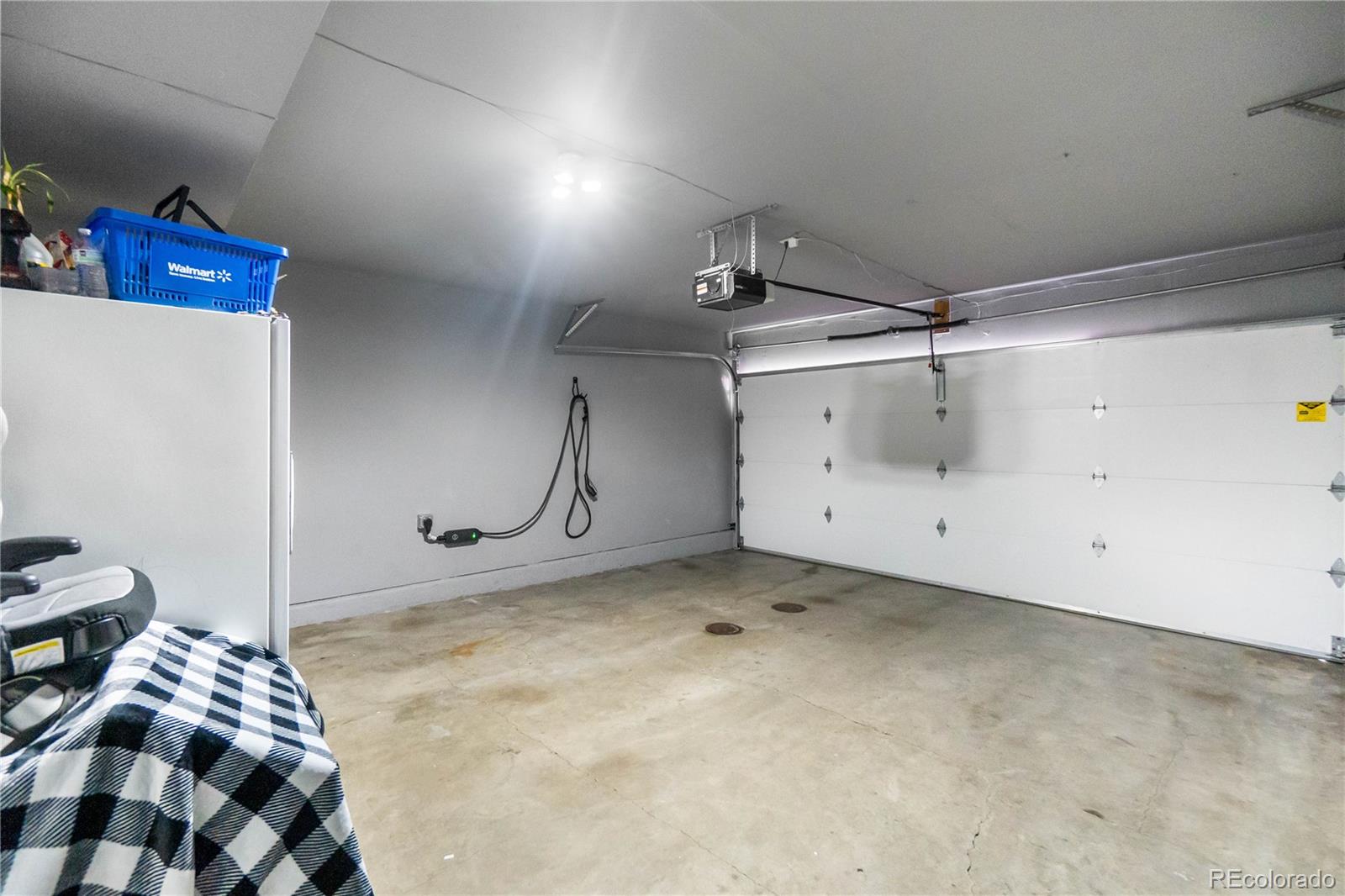 5562 Flanders Street