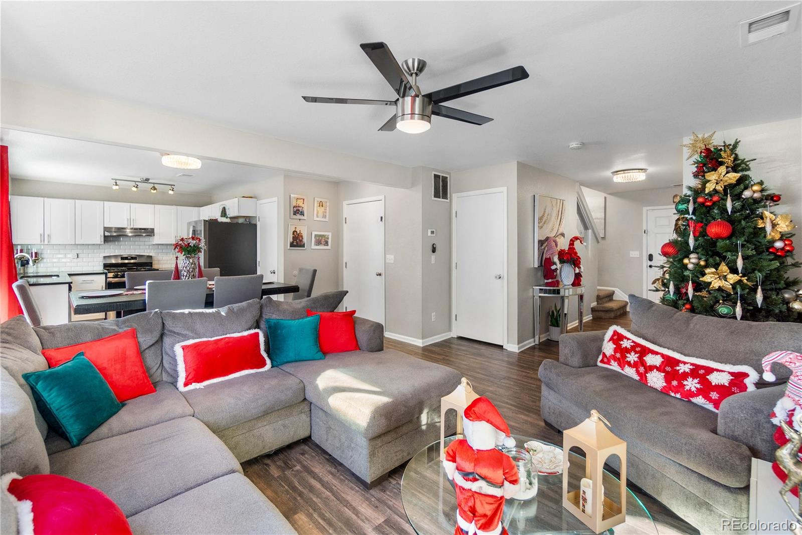 5562 Flanders Street