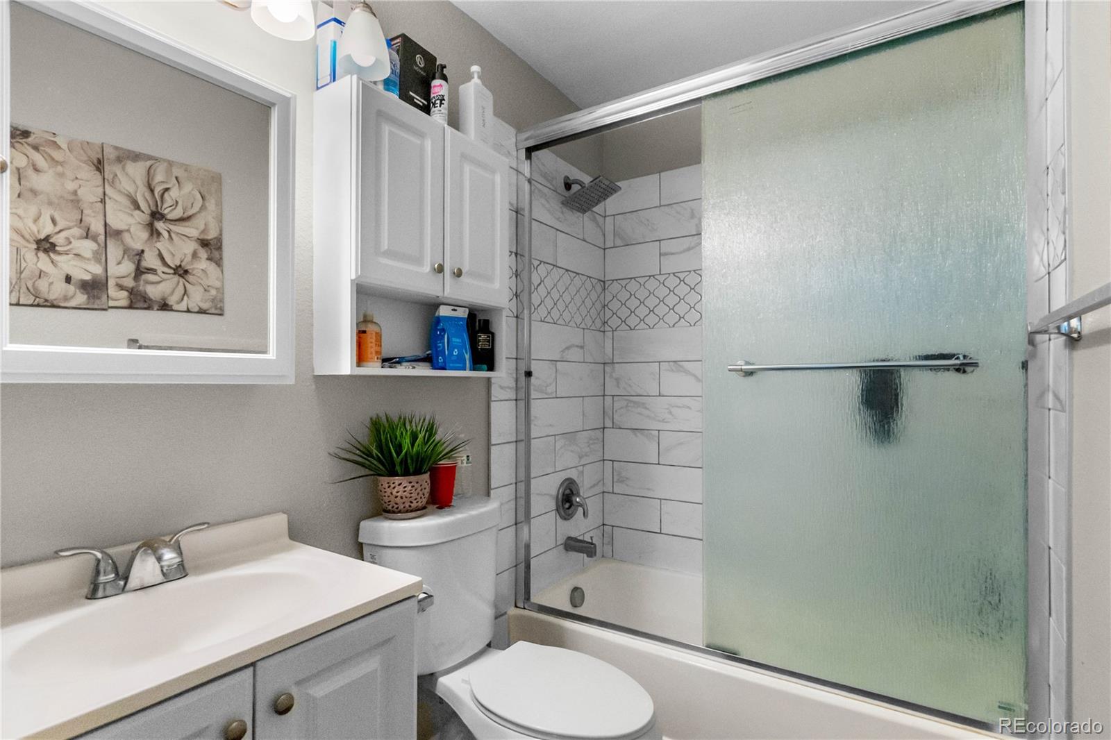 5562 Flanders Street