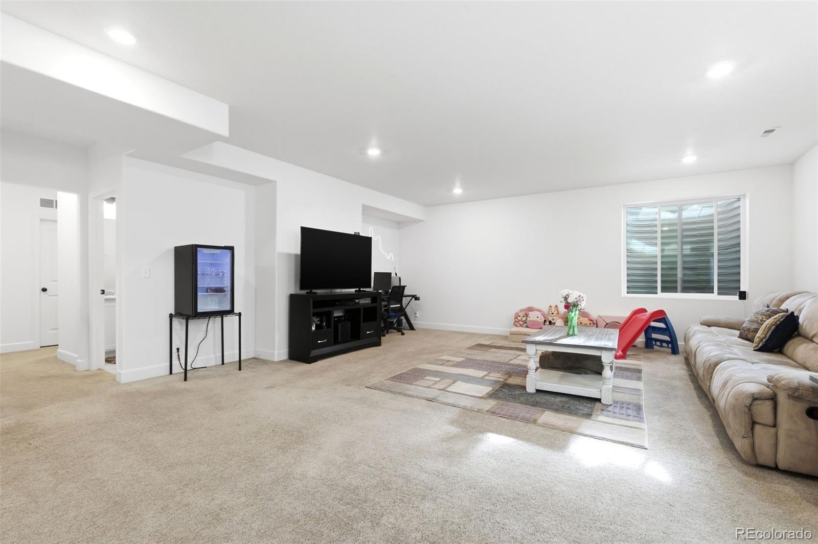 20800 E Beekman Place