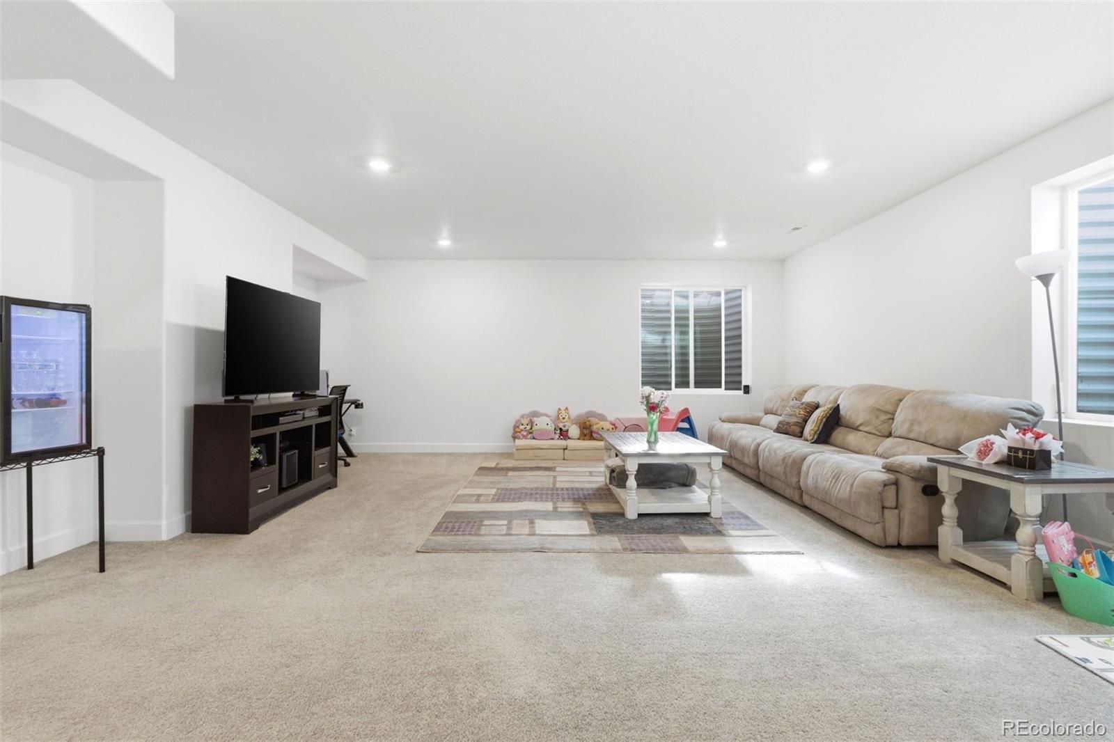 20800 E Beekman Place