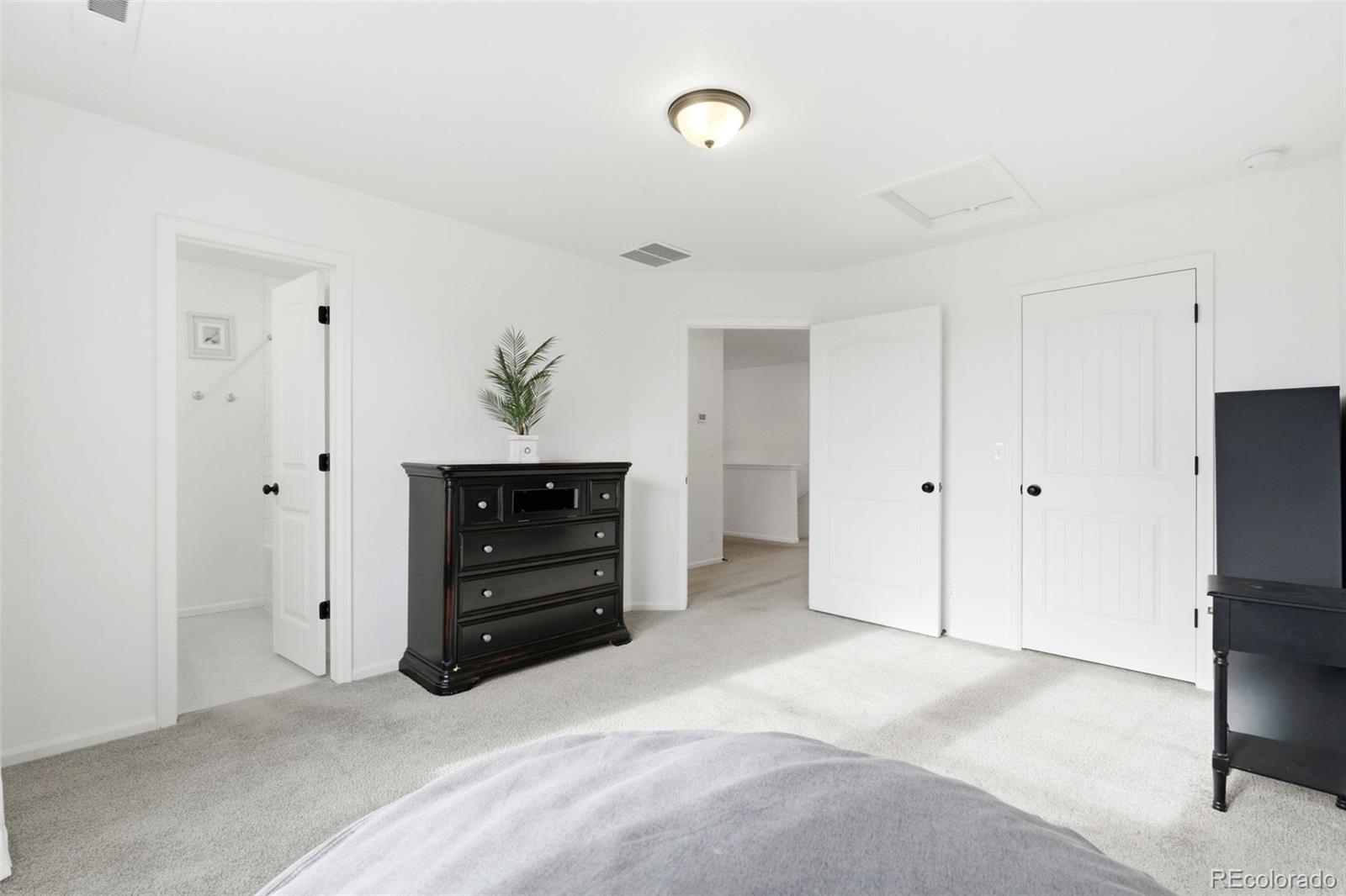 20800 E Beekman Place