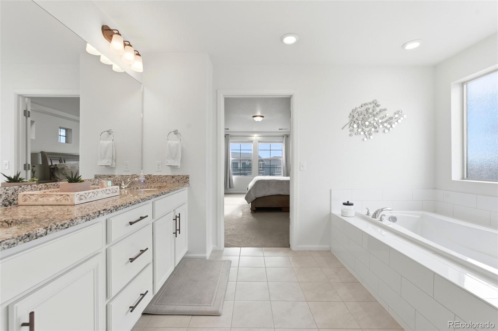 20800 E Beekman Place