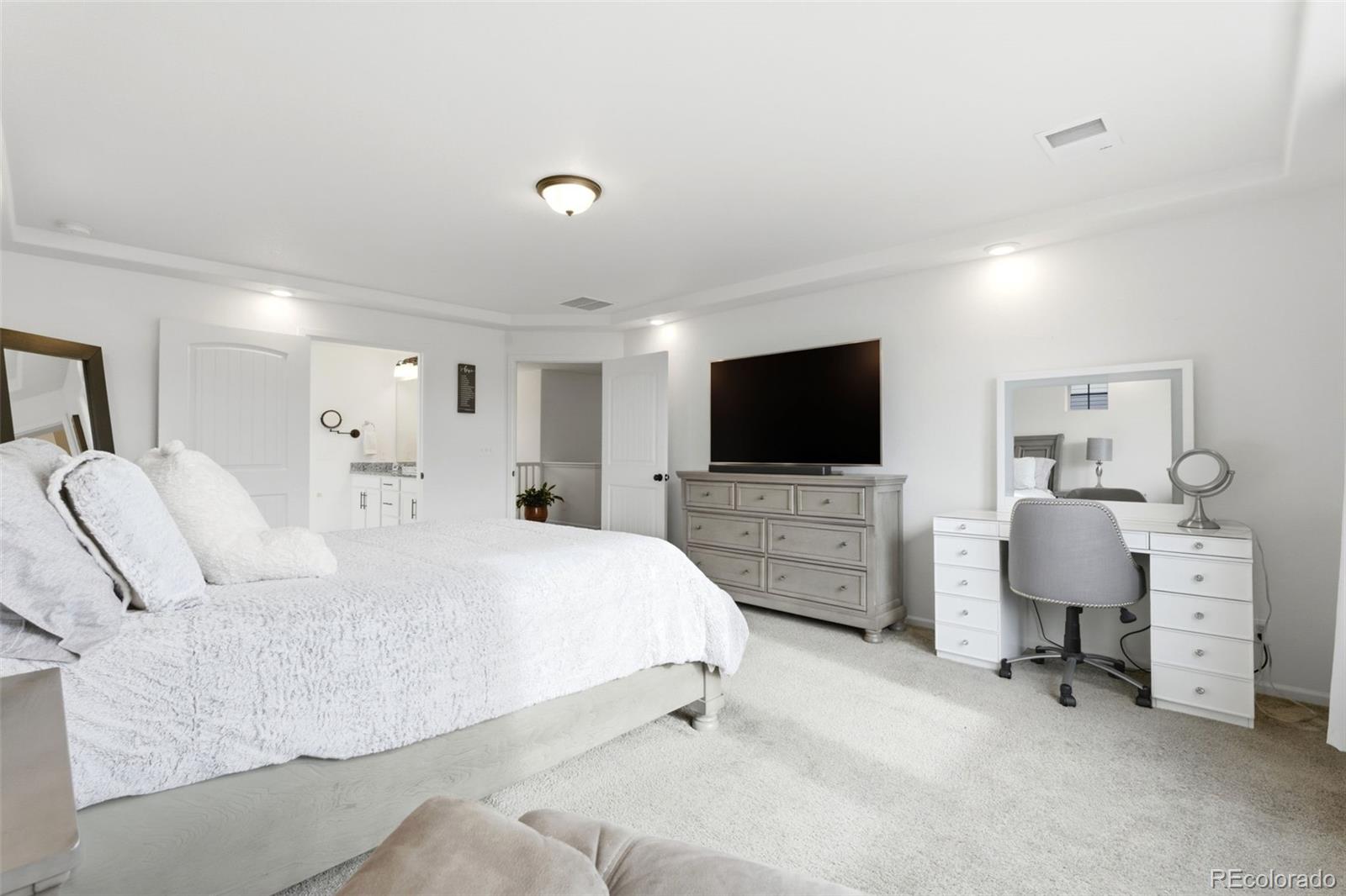 20800 E Beekman Place