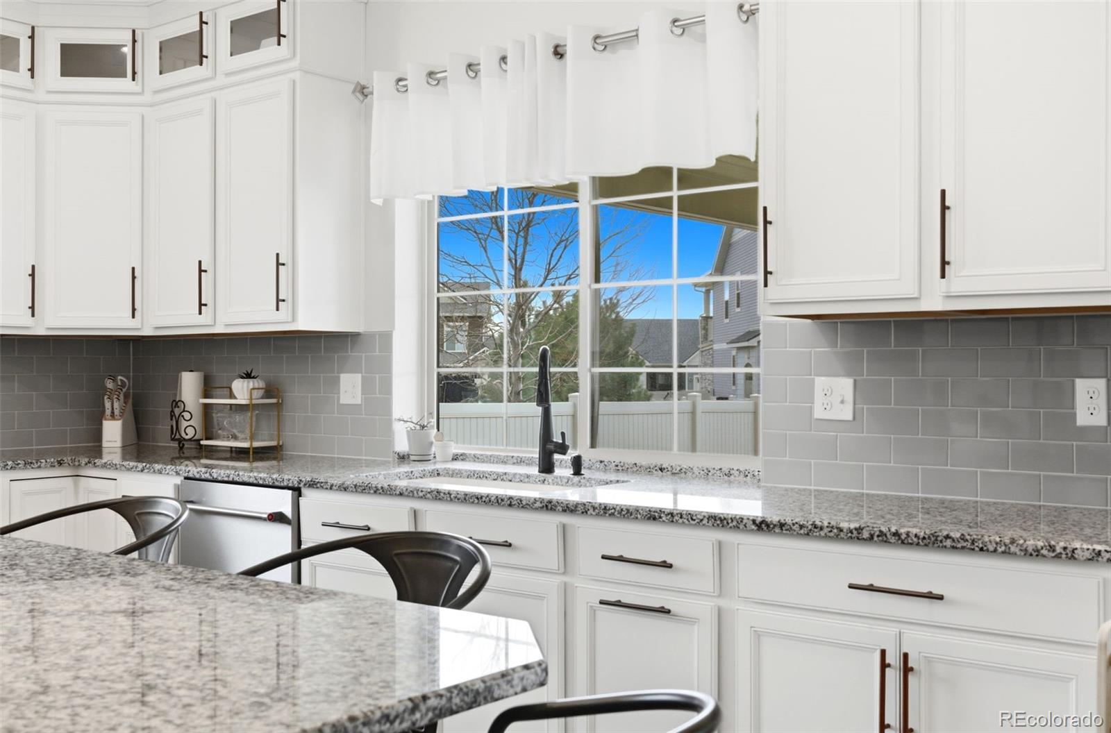 20800 E Beekman Place