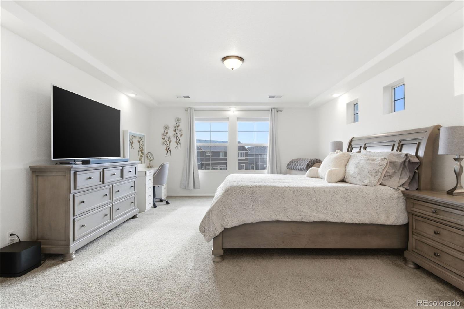 20800 E Beekman Place