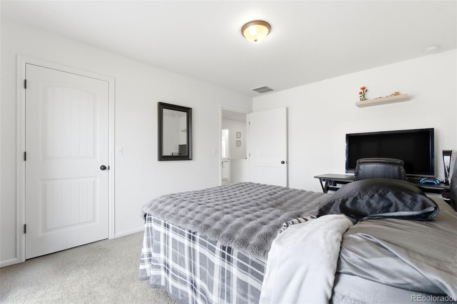 20800 E Beekman Place