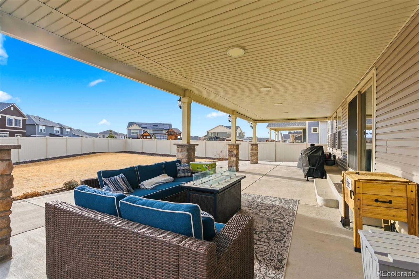 20800 E Beekman Place