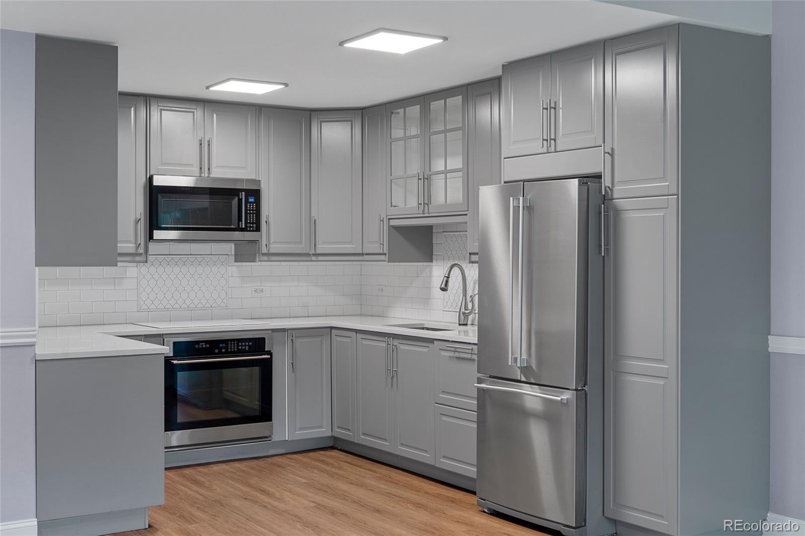 600 S Clinton Street Unit: 2B